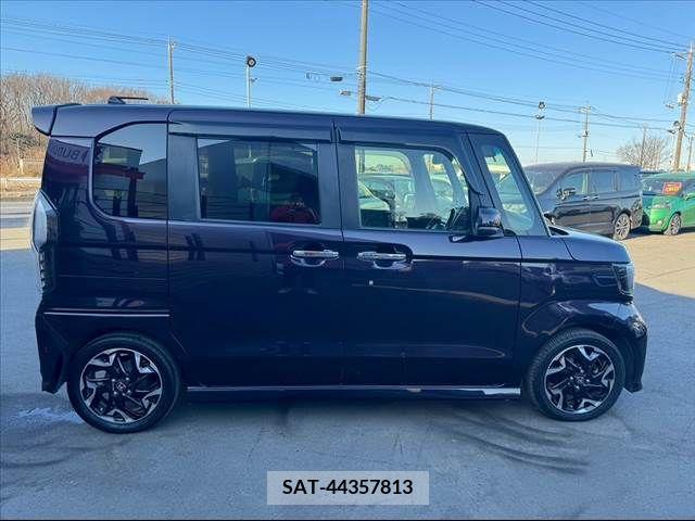 Honda N BOX CUSTOM 2017-11 386071-6
