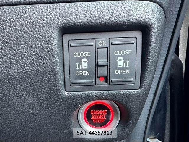 Honda N BOX CUSTOM 2017-11 386071-14