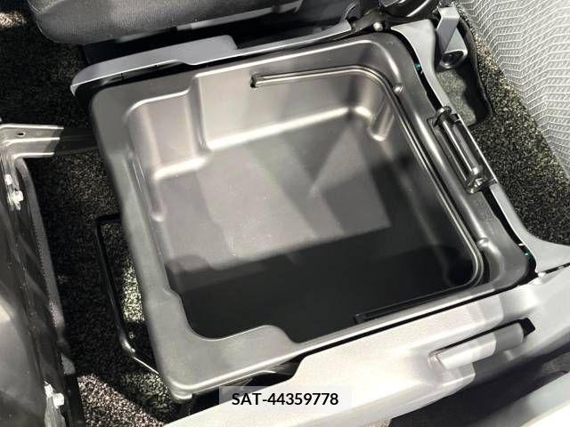 Suzuki PALETTE 2009-10 386436-6