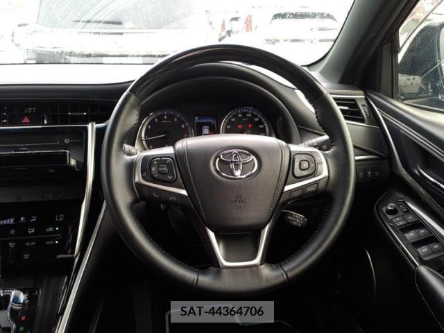 Toyota HARRIER 2017-08 271274-2