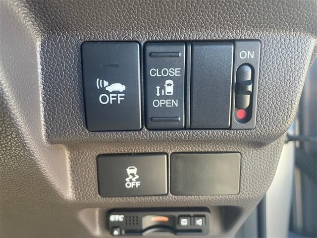 Honda FREED HYBRID 2017-06 12836-22