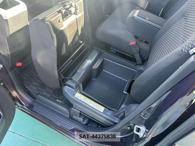 Daihatsu WAKE 2021-07 371062-14