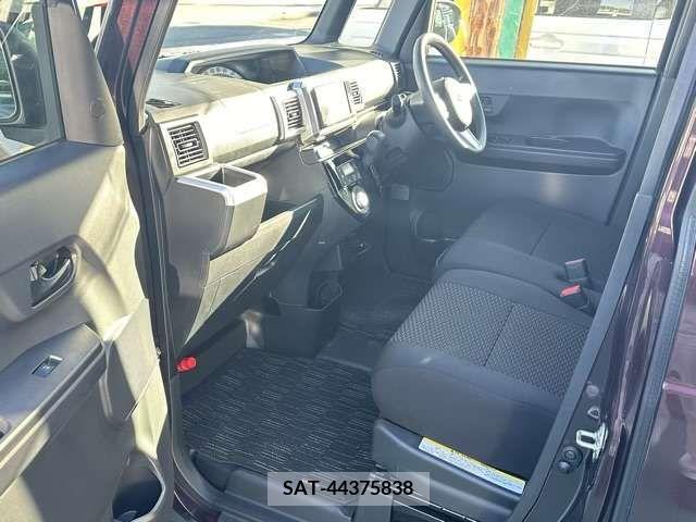 Daihatsu WAKE 2021-07 371062-6
