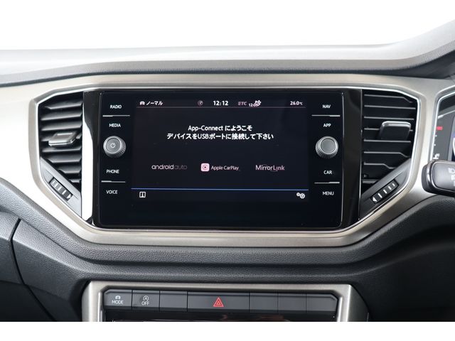VolksWagen T-ROC 2021-03 19047-15