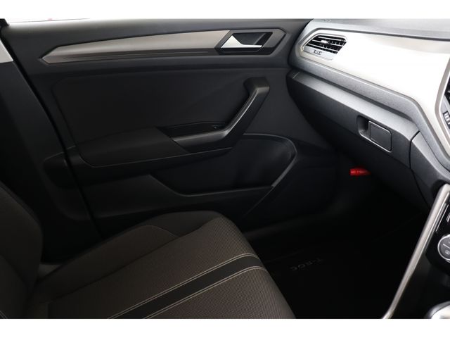VolksWagen T-ROC 2021-03 19047-20