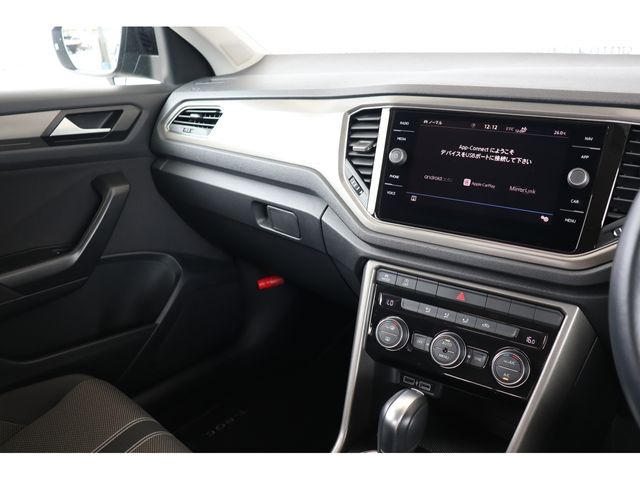 VolksWagen T-ROC 2021-03 19047-14