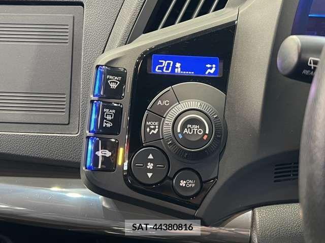 Honda CR-Z 2012-03 338984-18