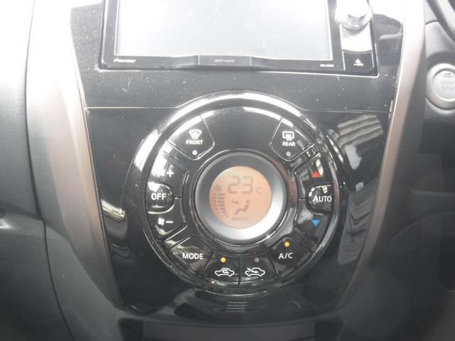 Nissan NOTE 2018-07 7053-5