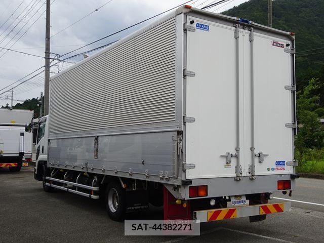 Isuzu FORWARD 2019-04 302752-6