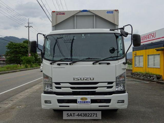 Isuzu FORWARD 2019-04 302752-1