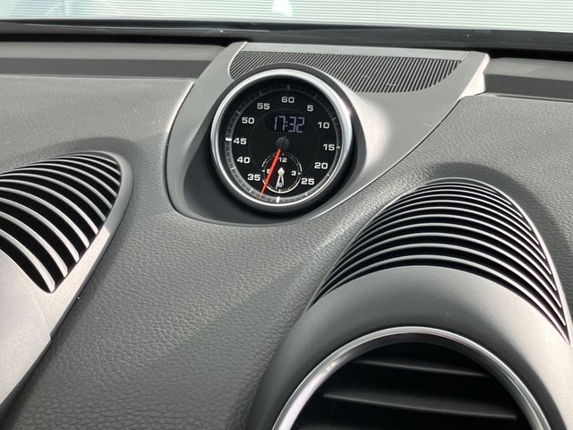 Porsche CAYMAN 2018-03 187305-16