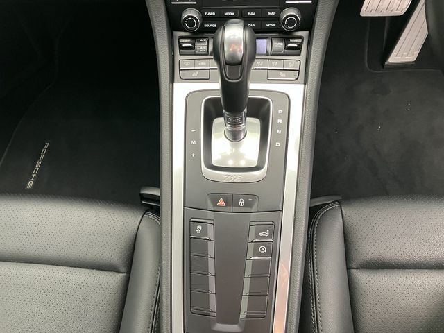 Porsche CAYMAN 2018-03 187305-14