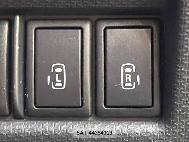 Suzuki SOLIO 2012-01 368394-4