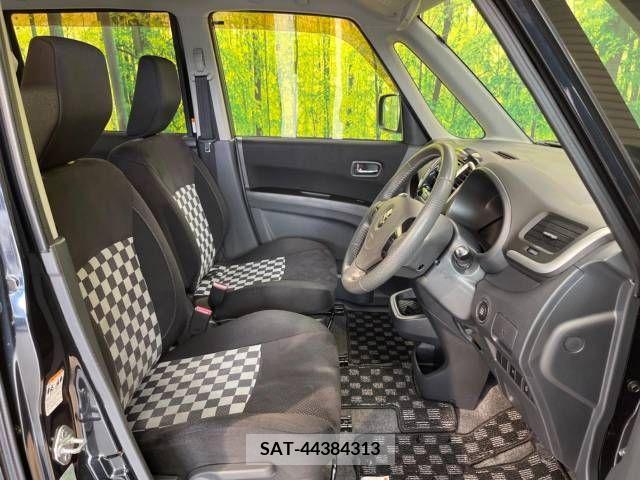 Suzuki SOLIO 2012-01 368394-8