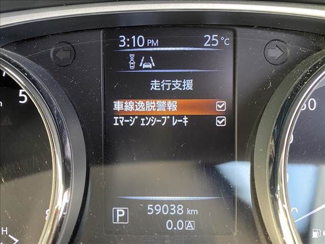 Nissan X-TRAIL 2015-02 13029-11
