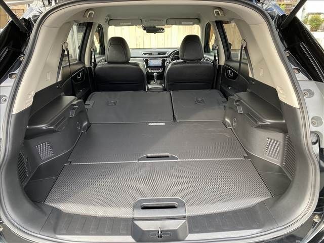 Nissan X-TRAIL 2015-02 13029-19