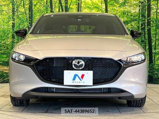 Mazda MAZDA3 2022-07 379741-14