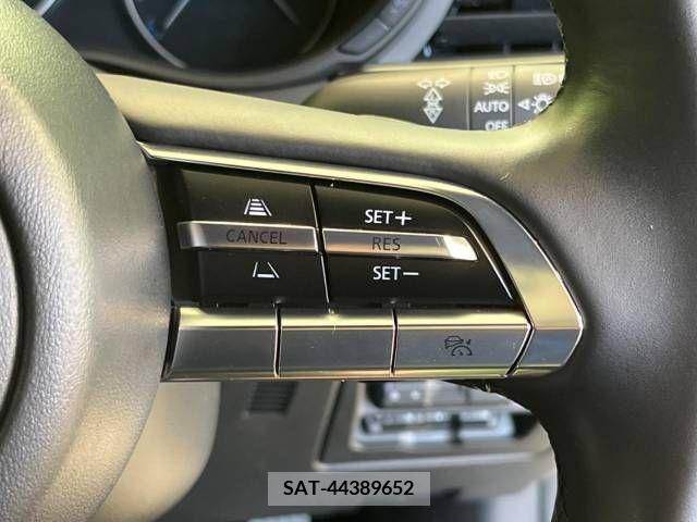 Mazda MAZDA3 2022-07 379741-4