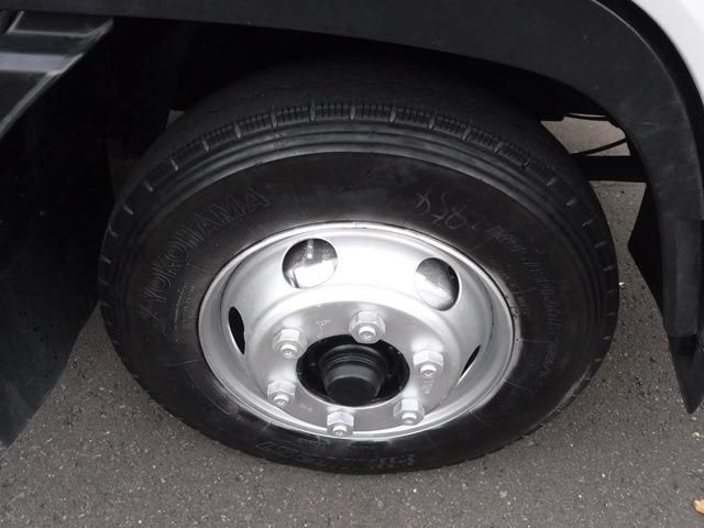 Isuzu FORWARD 2014-01 25301-8