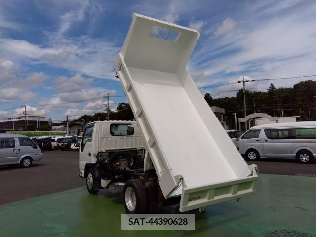 Isuzu ELF TRUCK 2017-06 249678-6