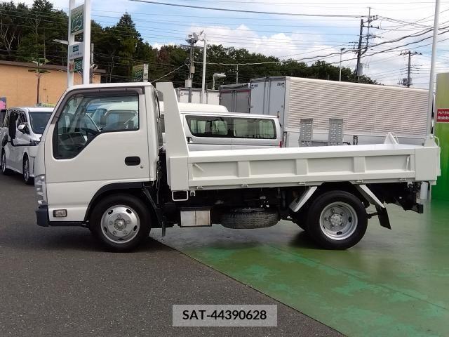 Isuzu ELF TRUCK 2017-06 249678-2