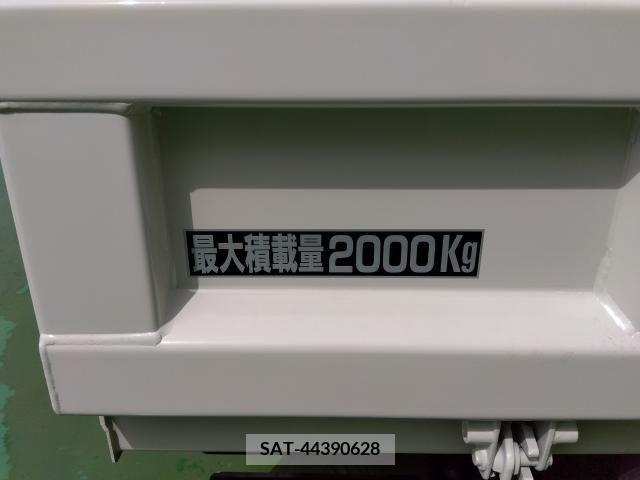 Isuzu ELF TRUCK 2017-06 249678-7