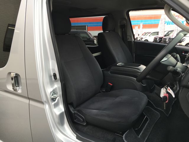 Toyota HIACE VAN 2014-11 193057-8