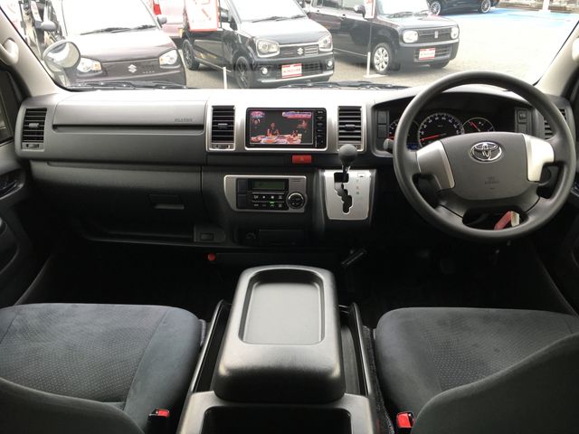 Toyota HIACE VAN 2014-11 193057-5