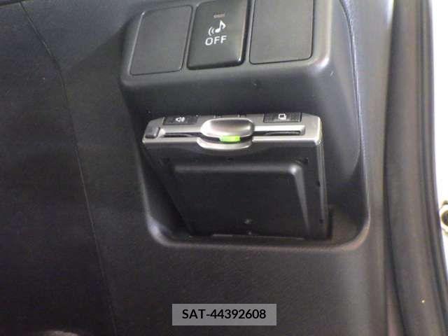Toyota AQUA 2013-08 314154-10