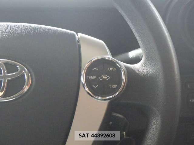 Toyota AQUA 2013-08 314154-14