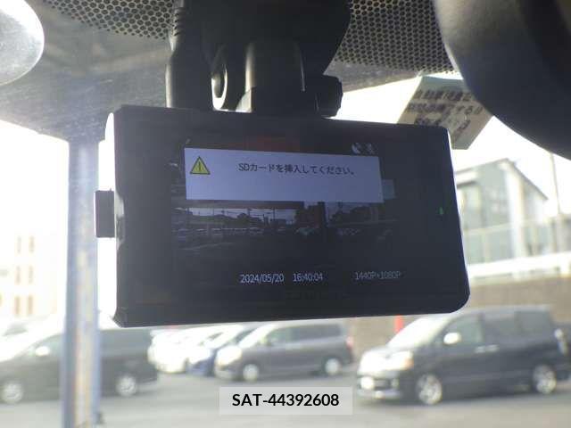 Toyota AQUA 2013-08 314154-16