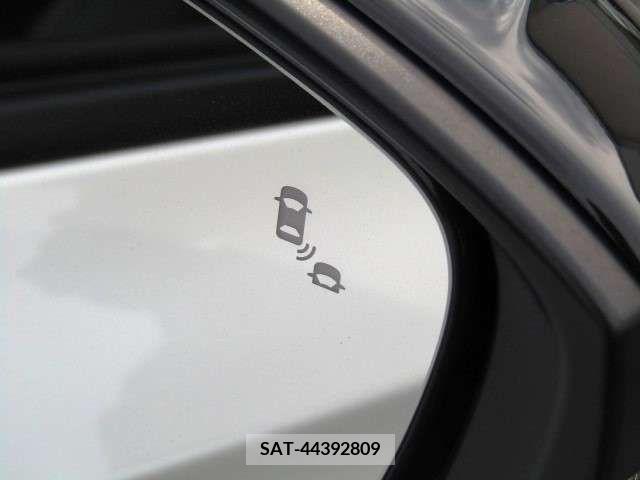 Honda CIVIC 2021-11 238291-17