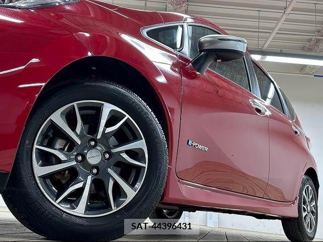 Nissan NOTE 2018-12 223048-11