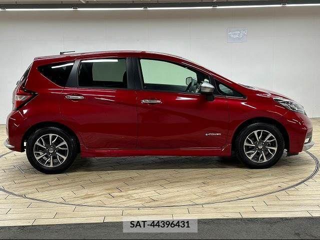 Nissan NOTE 2018-12 223048-17