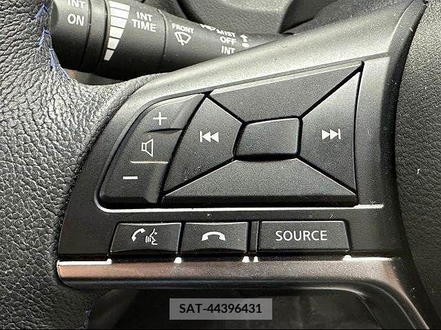 Nissan NOTE 2018-12 223048-15