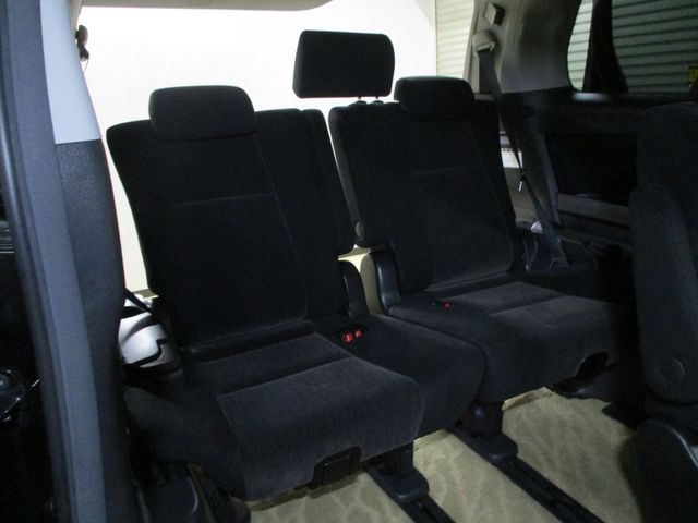 Toyota VELLFIRE 2012-01 182236-9