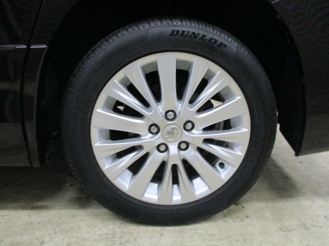 Toyota VELLFIRE 2012-01 182236-27