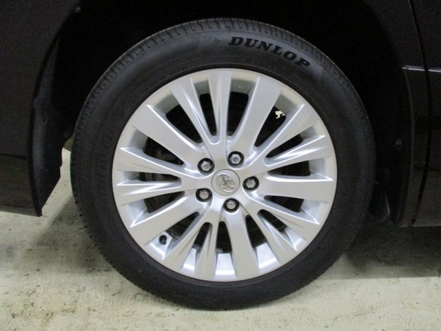 Toyota VELLFIRE 2012-01 182236-26