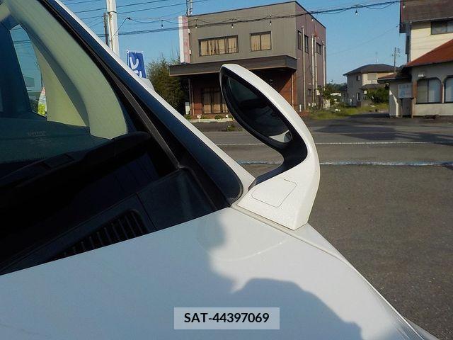 Toyota ALPHARD 2018-10 374479-23