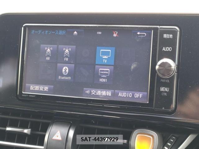 Toyota C-HR 2017-06 265469-18