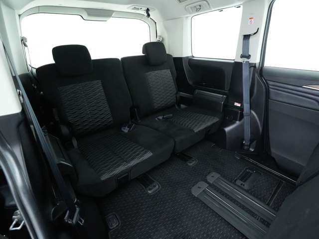 Mitsubishi DELICA D5 2022-09 25418-7