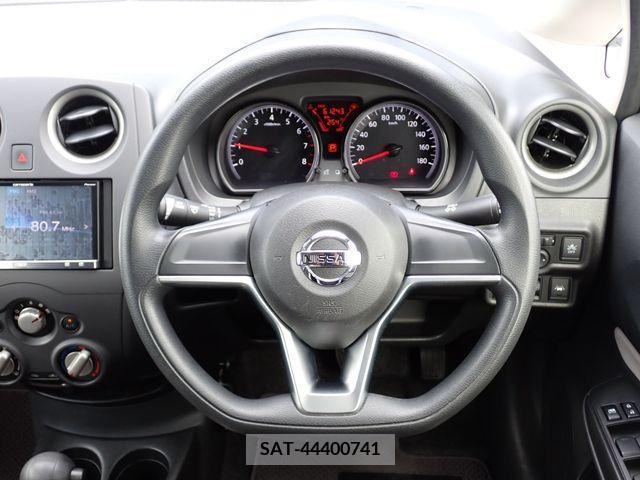 Nissan NOTE 2017-05 365309-10