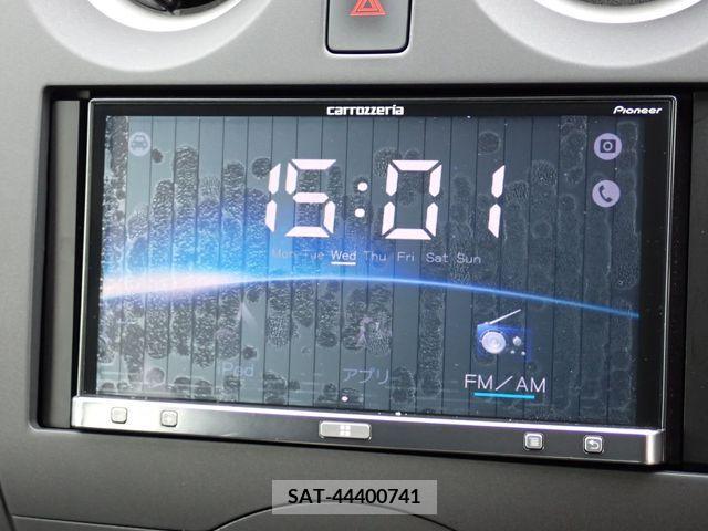 Nissan NOTE 2017-05 365309-3