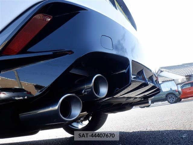 Lexus IS 2022-11 204662-7