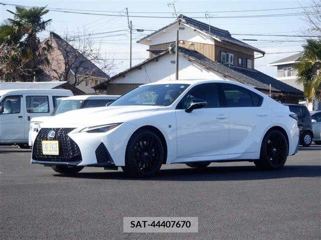 Lexus IS 2022-11 204662-0