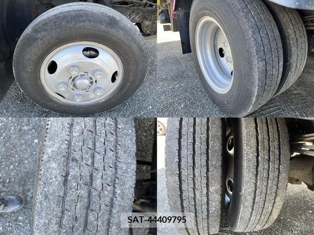 Hino DUTRO 2006-01 371735-27