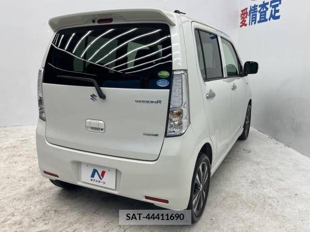 Suzuki WAGON R 2014-08 370970-18