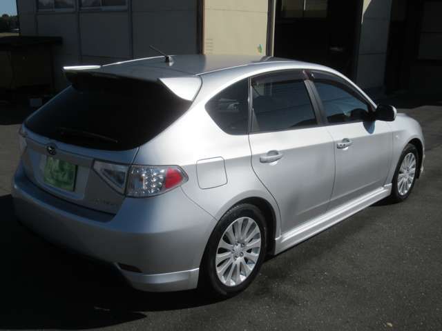 Subaru IMPREZA 2009-10 18217-5