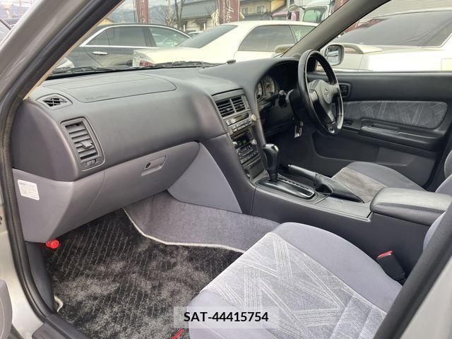 Nissan SKYLINE 2000-05 222977-23