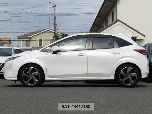 Nissan AURA 2021-12 292902-4